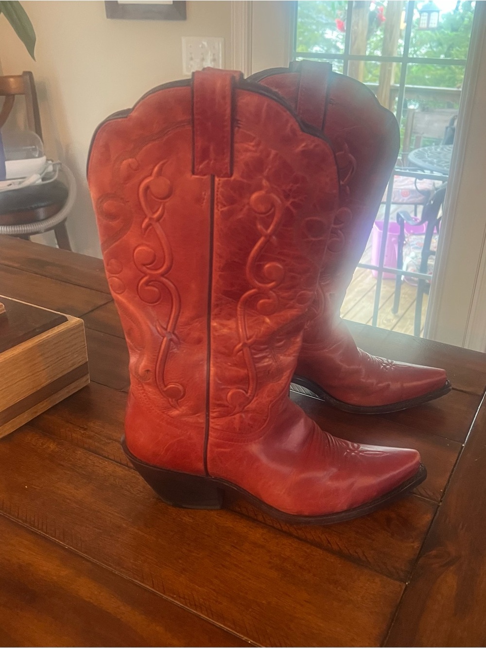 Justin Boots Women's Red Leather Cowboy Boot—8.5 - Picture 2 of 7